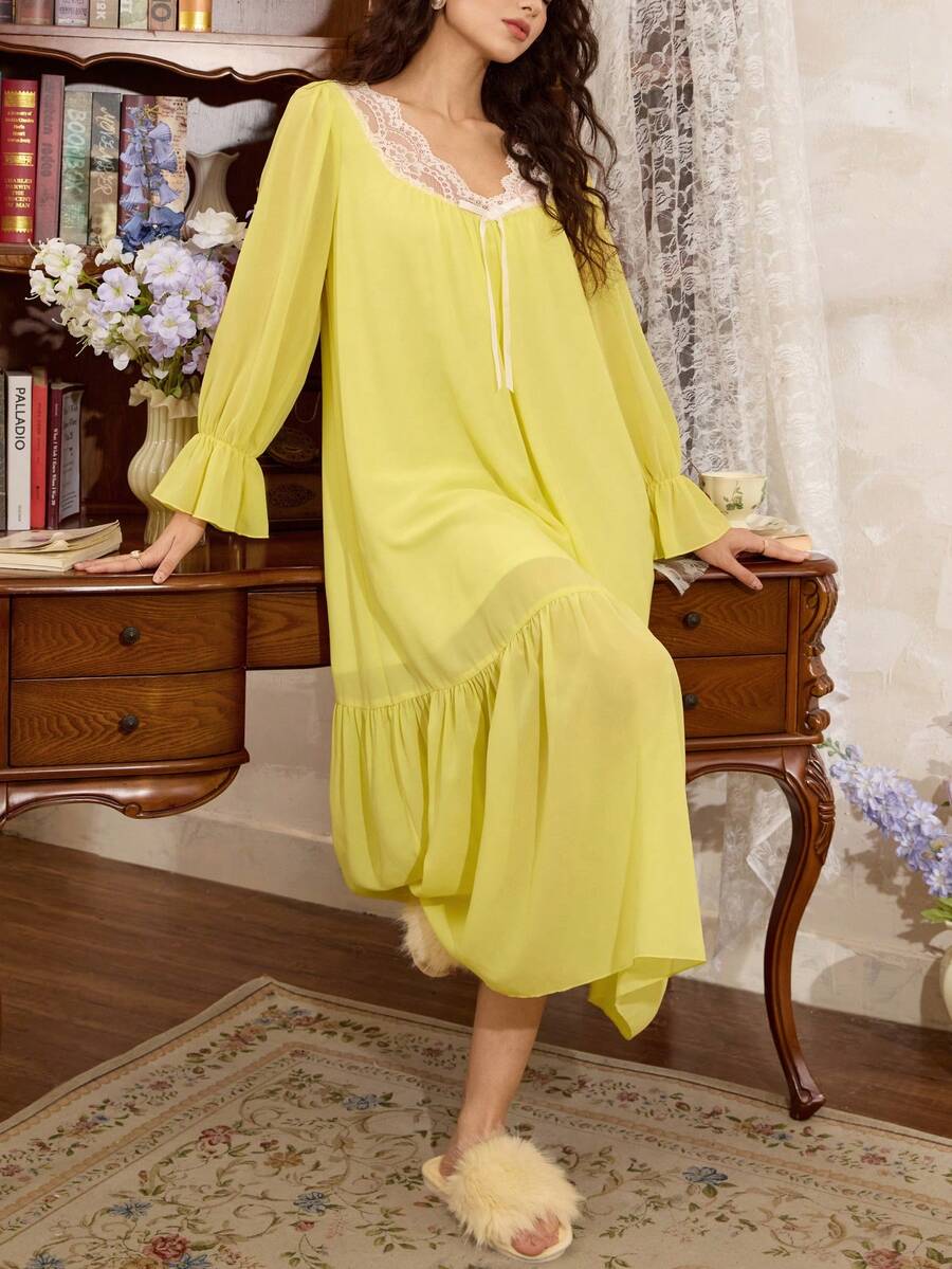 Romantic French elegant lace stitching bow decoration bell sleeves ruffled loose women's nightgown, suitable for Valentine's Day Romantic French elegant lace stitching bow decoration bell sleeves ruffled loose women's nightgown, suitable for Valentine's Day